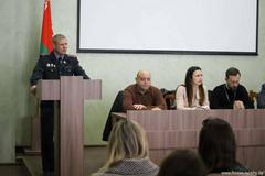 От вакансии до адаптации: как в Минске правоохранители помогают трудоустроиться людям с судимостью